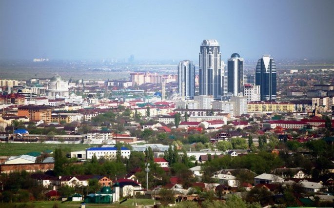 ЧЕЧНЯ. Росгвардейцы восхитились выставкой войлочного искусства в Грозном