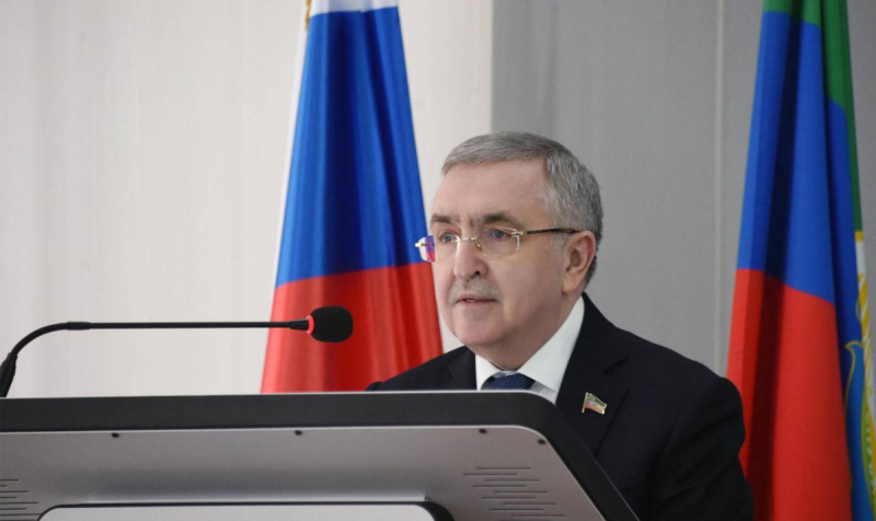 ДАГЕСТАН. Первый вице-спикер Народного Собрания Дагестана Юрий Левицкий удостоен почетного знака Госдумы «За заслуги в развитии парламентаризма»