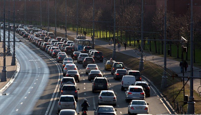 ГРУЗИЯ. Грузия запретит ввоз легковых автомобилей старше шести лет