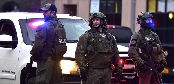 Канада потрясена трагедией в школе Тамблер-Ридж