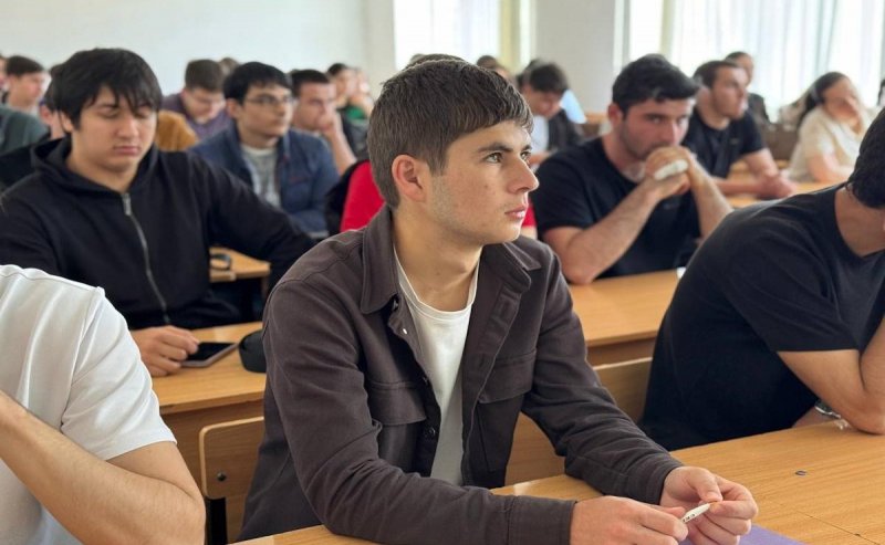 КЧР. Подростков, проявивших интерес к инженерным специальностям, пригласили на экскурсию в СКГА