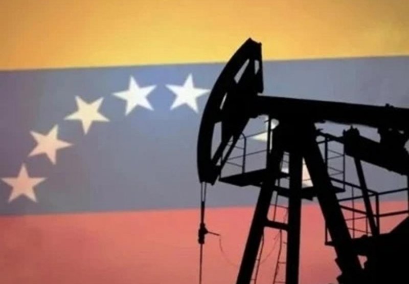 США официально запретили Венесуэле любые нефтяные сделки с Россией