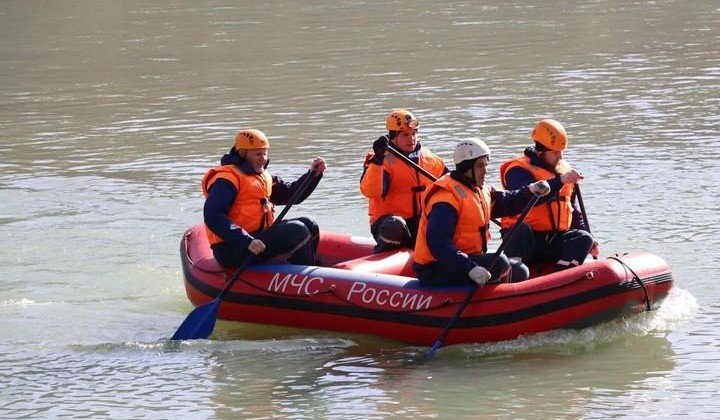 АДЫГЕЯ. Генеральная репетиция потопа: спасатели Адыгеи эвакуировали «жителей» трех сел за один день