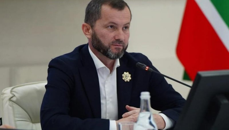 ЧЕЧНЯ. От анкеты до повышенной зарплаты: министр образования  раскрыл детали проекта поддержки молодых специалистов «ПроРост»