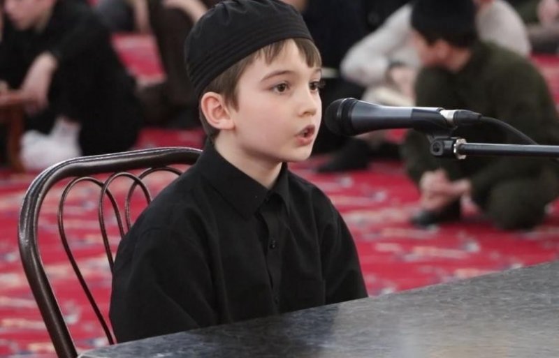 ЧЕЧНЯ. Священный Рамадан объединил в Чечне поколения в состязании за звание лучшего чтеца Священной книги