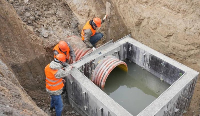 ЧЕЧНЯ.  В Путинском районе параллельно со стройкой домов прокладывают 14 километров ливневой канализации