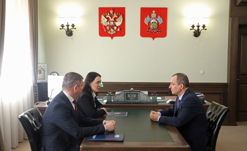 КРАСНОДАР. Поддержку бизнеса обсудили на встрече Юрий Бурлачко и руководитель профильного краевого департамента