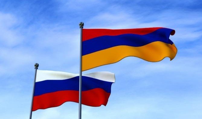 Россия благодарна Армении за содействие в выезде россиян из Ирана — Захарова