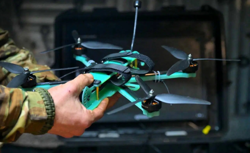 АСТРАХАНЬ. «Маскировочные сети спасают нам жизнь»: астраханский боец «Егерь» рассказал о службе в подразделении РЭБ