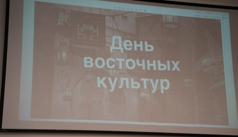 ЧЕЧНЯ. От стихов на арабском до песен на китайском: как школьники блеснули знаниями в ЧГПУ