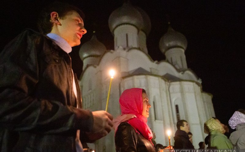 ГРУЗИЯ. В Грузию прибыл Благодатный огонь из Иерусалима