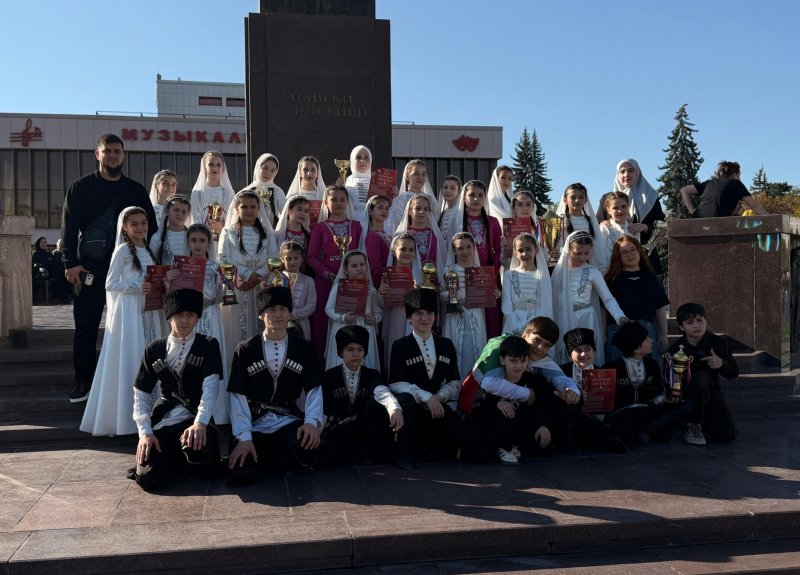 ЧЕЧНЯ. Гудермесские танцоры покорили международный фестиваль