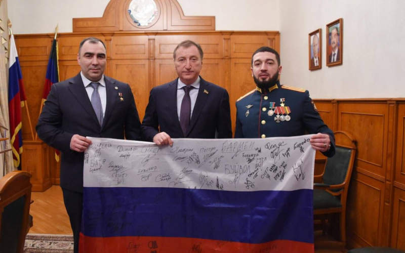 ДАГЕСТАН. «Это большая честь для меня»: Спикер Народного Собрания Дагестана Заур Аскендеров провел рабочую встречу с Героями России Энвером Набиевым и Саидом Ибрагимовым
