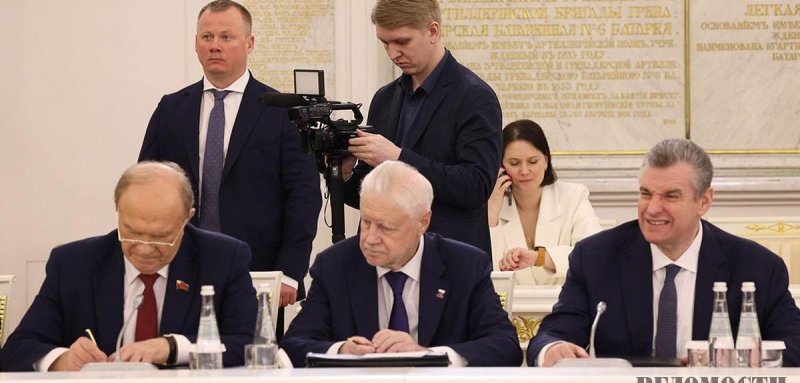 КПРФ и СР идут на выборы глав регионов:ЛДПР отказалась от участия в выборах главы Чечни
