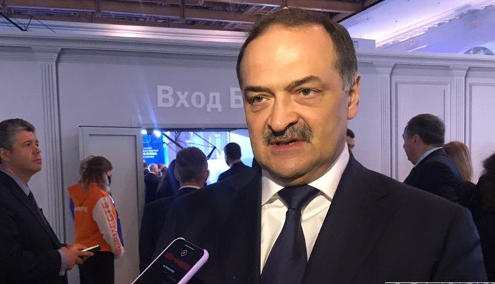 Меликов планирует помогать в работе врио главы Дагестана Щукину