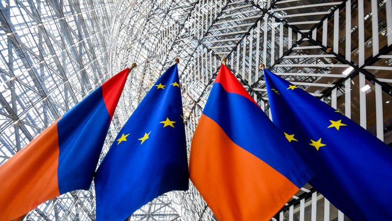 АРМЕНИЯ.  ЕС разделил миссию и мир: новая роль Брюсселя в Армении