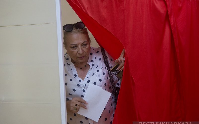 АРМЕНИЯ. ЦИК Армении опроверг спекуляции Роберта Кочаряна
