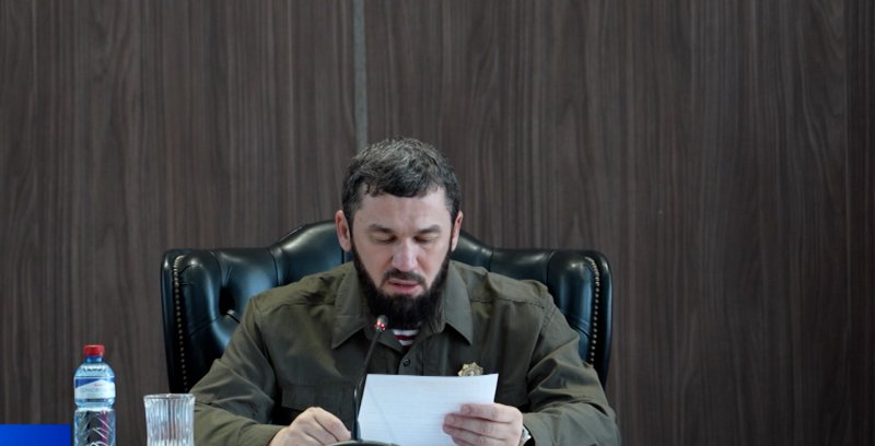 ЧЕЧНЯ . Даудов взял под контроль коммунальные долги