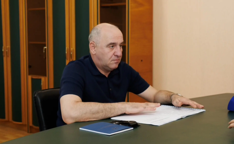 КЧР. Глава КЧР Рашид Темрезов: Ситуация с топливом в КЧР под контролем, запасы ГСМ пополняются ежедневно
