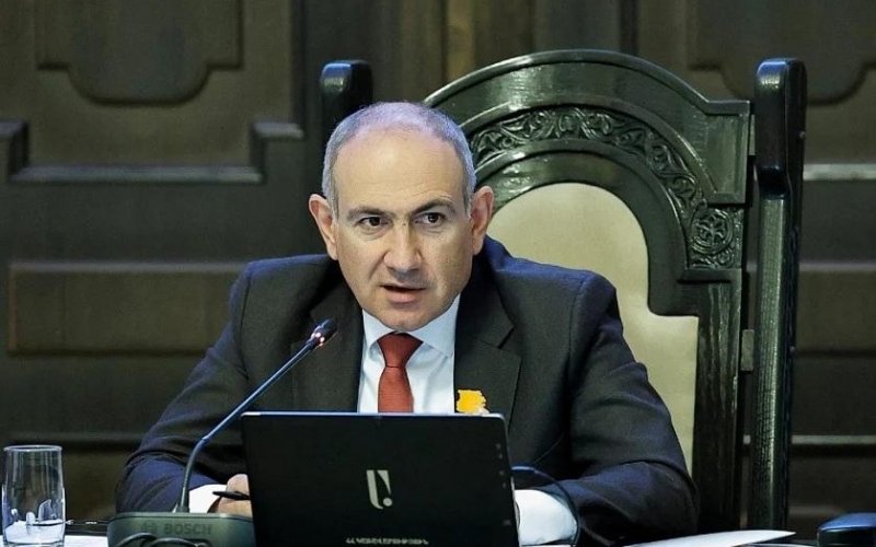 Конкретики по визиту Пашиняна в Москву пока нет — помощник президента России