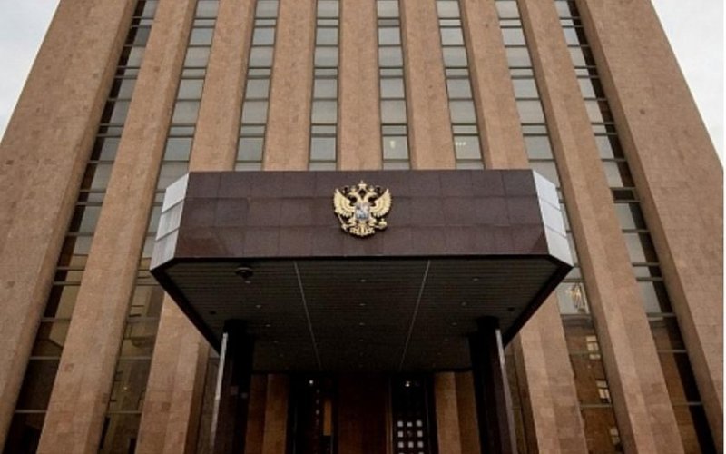 Посольство РФ в РА призвало привлечь к ответственности виновных в осквернении мемориала «Мать Армения» в Гюмри
