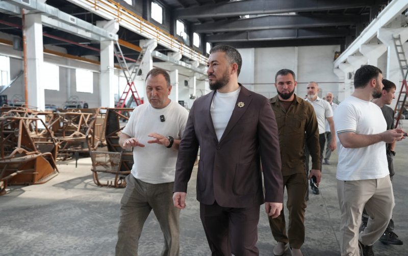 ЧЕЧНЯ.  Илес Масаев оценил промышленный потенциал Аргуна: от «Лады» до штурмовых багги