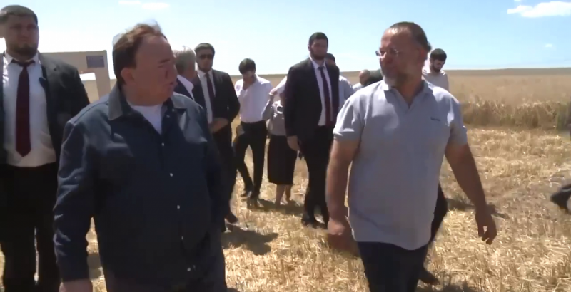 ИНГУШЕТИЯ. Махмуд-Али Калиматов: В Малгобекском районе Ингушетии благодаря внедрению новых агротехнологий ожидают высокий урожай гороха и зерновых культур