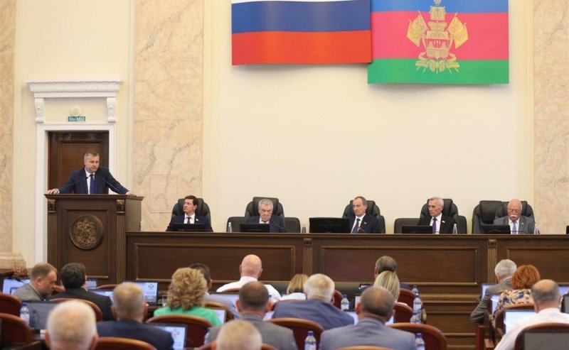 КРАСНОДАР. На сессии регионального парламента положительно оценили долгосрочные перспективы развития садоводства в крае