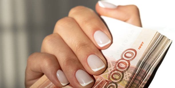 Рост доходов россиян в 2027 году замедлится до скромных 2–4%