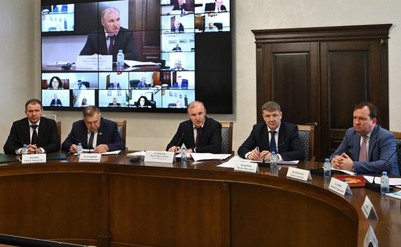 АДЫГЕЯ. Глава Адыгеи Мурат Кумпилов: Подготовка к организации выборов и началу нового учебного года требует слаженной работы всех ответственных служб