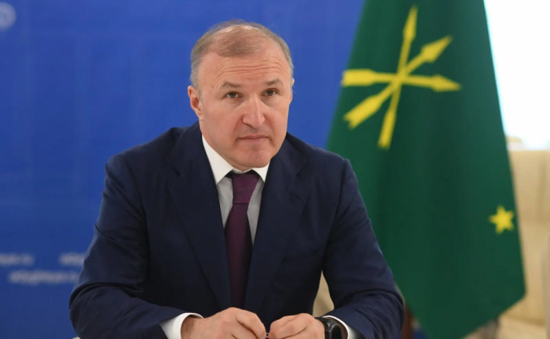 АДЫГЕЯ. Мурат Кумпилов поставил задачу: к 15 ноября муниципальные образования должны получить паспорта готовности к отопительному сезону