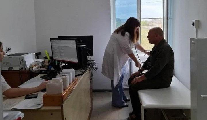 АДЫГЕЯ. «Отдельный коридор» для героев: как в Адыгее за один день проверяют здоровье ветеранов СВО
