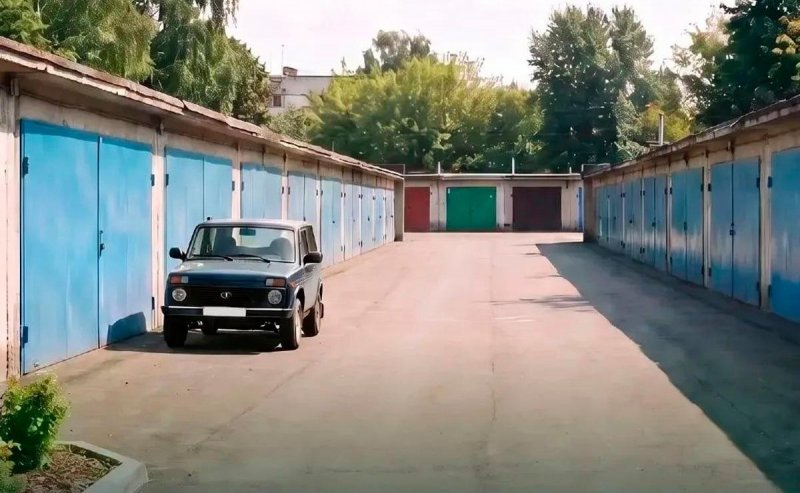 АСТРАХАНЬ. Спикер Гордумы Игорь Седов: Продление «гаражной амнистии» до сентября 2031 года позволит гражданам оформить права на недвижимость по упрощенной процедуре