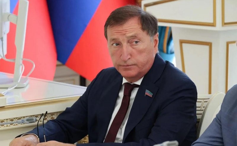 ДАГЕСТАН. Спикер Народного Собрания Дагестана Заур Аскендеров принял участие в заседании Комиссии по координации антикоррупционной работы