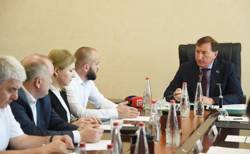 ДАГЕСТАН. Спикер Народного Собрания Заур Аскендеров: Парламент Дагестана усилит координацию помощи между ведомствами участникам СВО и их семьям