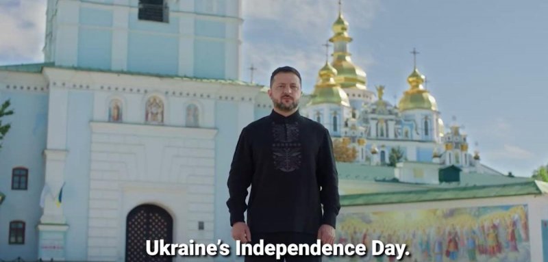 Зеленский в «день незалежности» пообещал «убить 500 тысяч русских»