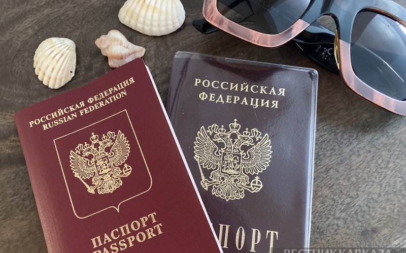 АБХАЗИЯ. В Абхазию самолетом: туристам напомнили, какие нужны документы