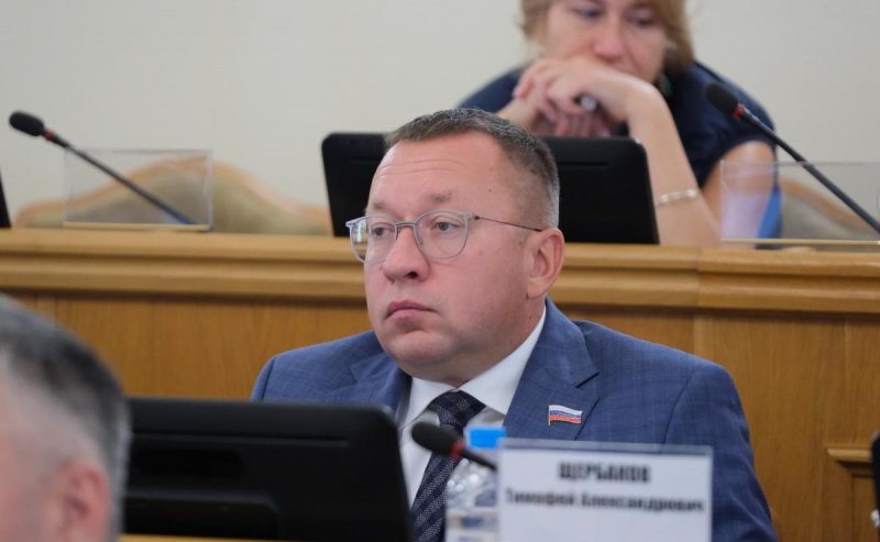 АСТРАХАНЬ. Александр Ходаев будет представлять Думу Астраханской области в Совете Федерации