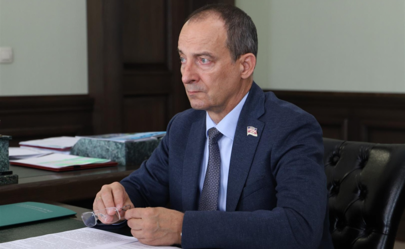 КРАСНОДАР. Председатель ЗСК провел встречу с главой Брюховецкого района