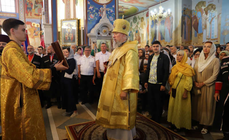 КРАСНОДАР. В соборе Александра Невского прошла божественная литургия