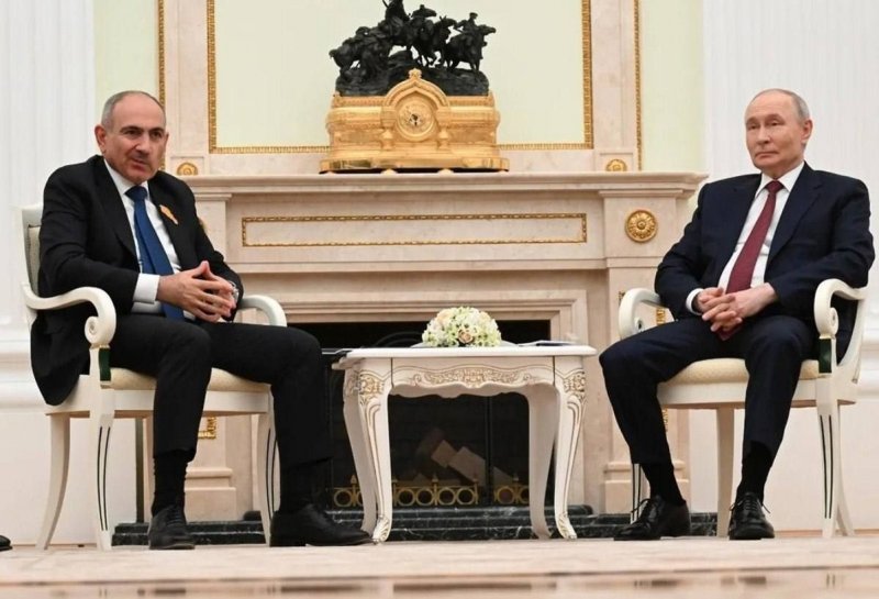 Пашинян поедет в Москву для окончательного разговора с Путиным