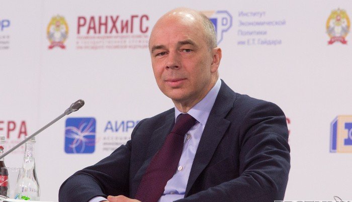 Силуанов анонсировал увеличение МРОТ на 7%