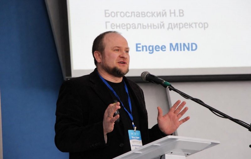 «Синее электричество» против «черного»: в Новосибирске показали, как ИИ впервые пустили внутрь инженерного проекта