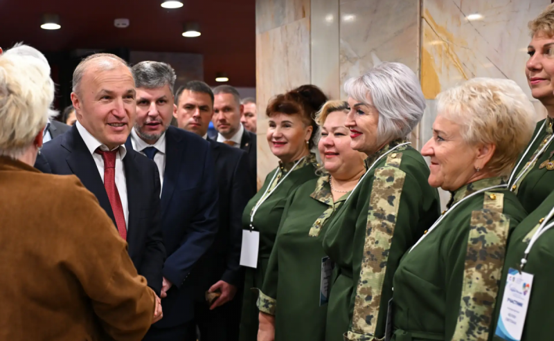 АДЫГЕЯ. Мурат Кумпилов поприветствовал участников IV окружного этапа Всероссийского творческого фестиваля «Женское сердце России» в Майкопе
