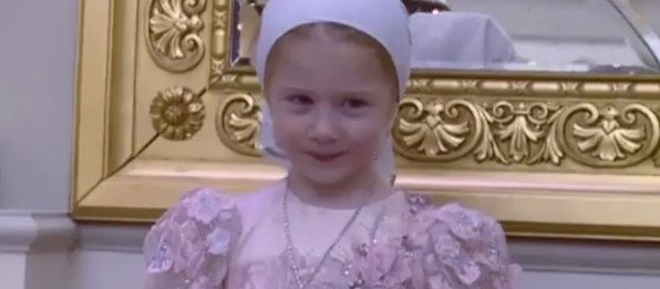 ЧЕЧНЯ. Ашура Кадырова стала хафизом: внучка Ахмата-Хаджи выучила Коран наизусть