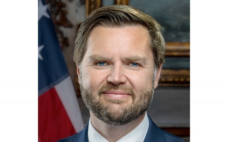 Вэнс заявил о позитивном настрое США по украинскому регулированию